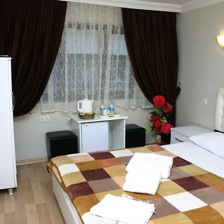 Deniz Aparthotel 3*