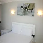 Ξενοδοχείο με διαμερίσματα Deniz